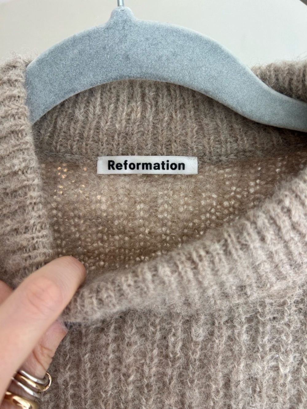 Reformation alpaca sweater - Picture 2 of 3